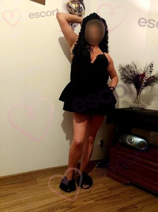Monia 42 -minetka i rimming  w cenie - escort Warsaw