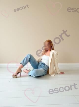 Śliczna blondynka - escort Cracovia