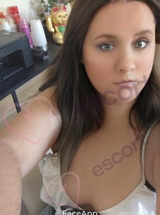 Pamela gorace pokazy - escort 