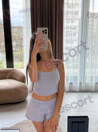 Real Foto - escort Warsaw