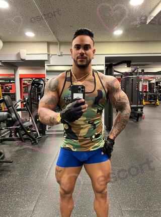 Brian - escort Warsaw