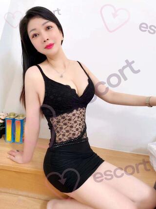 Youyou - escort Opole