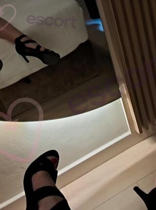 Noc! Brunetka! - escort Bielsko Biala