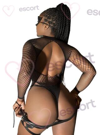 Candy  Hugo - escort Warsaw