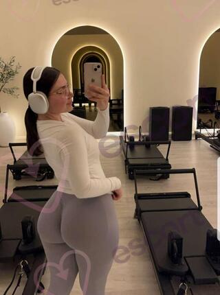 Iris - escort Aachener