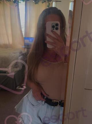 Pola - escort Cracovie