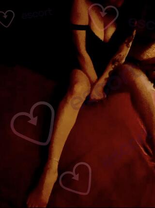 Lora - escort Legnica