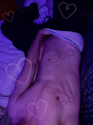 Aleksander - escort Varsovia