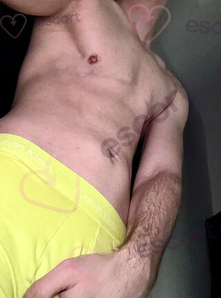 Aleksander - escort Warschau