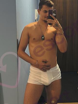 Karol - escort Varsovie