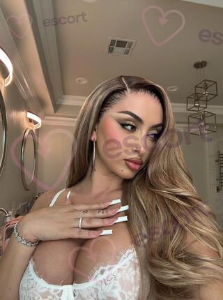 Luciane - escort Mönchengladbach