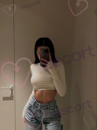 Kira  masaż tylko do 17 kwietnia - escort Poznan