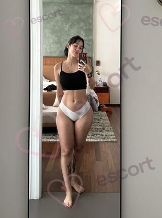 Zeknia - escort Dortmund