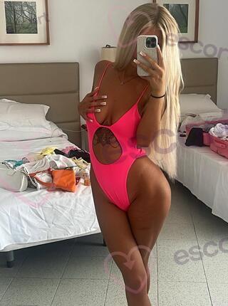 Riana - escort Amsterdam