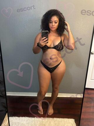 Julya - escort Rotterdam