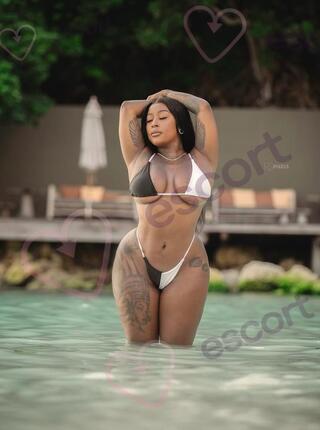 Gracias - escort Bordeaux