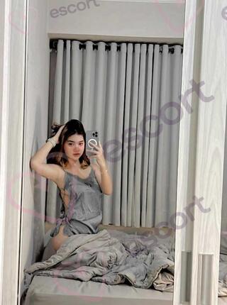 Freya - escort Kuala Lumpur