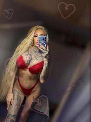 Czika - escort 