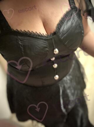 Halloween Wiedźma czeka dziś - escort Rzeszow