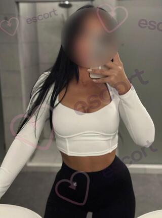 OLGA  REAL - escort Varsovie