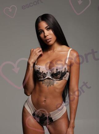 Ambar Latina - escort Poznan