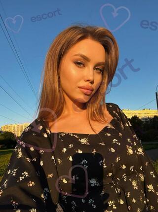 Darina - escort Varsovia