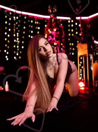 Laura  Twój dotyk - escort Warsaw