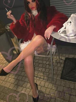 Rimming, namiętne pocałunki w cenie - escort Belchatow