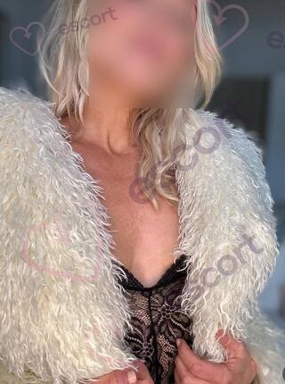 Słodka Szparka - escort Warsaw