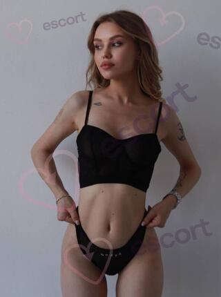 Julia - escort Wroclaw