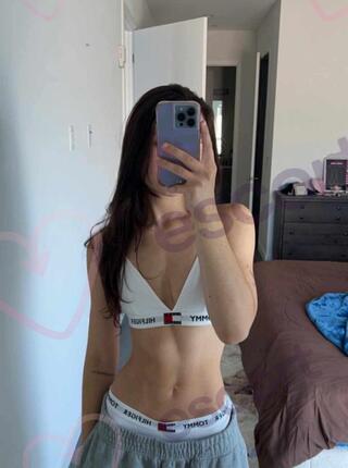 Mirabelle - escort Paris