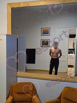 Oliwier - escort Cracovie