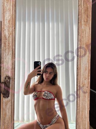 TANIE FILMY - escort 