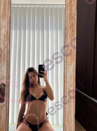 TANIE FILMY - escort 