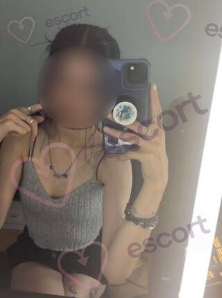 elcia pokazy - escort 