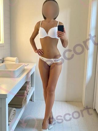 Czuła Kotka - escort Varsovia