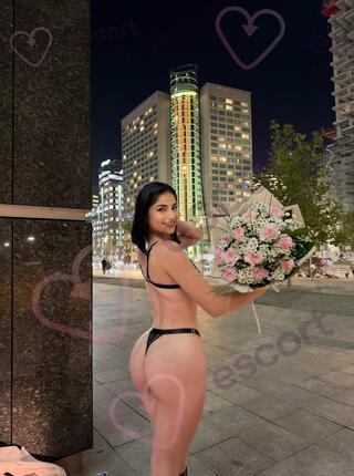 Sara Special Whitte Party - escort Varsovia