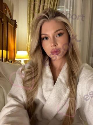 Yana - escort Warsaw