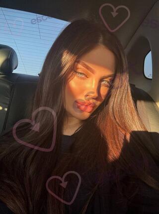 Lilia - escort Varsovia