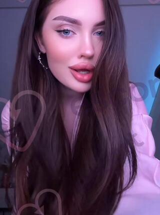 Lilia - escort Varsovie