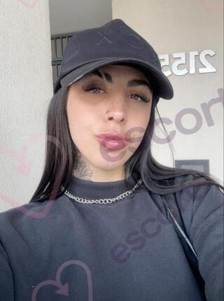 Wkualoeli - escort Florence