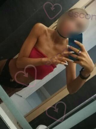 sunny girl - escort Warsaw