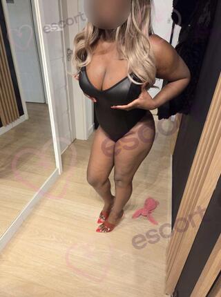 Kasiaswiezynkalubiesex - escort Varsovia