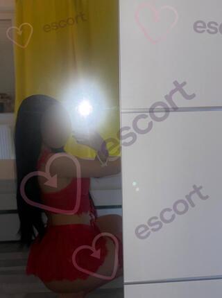 nikolczix - escort Rzeszow