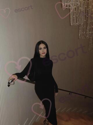 Sofia - escort Varsovia