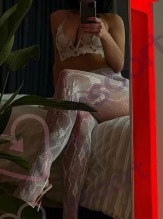 Nikol - escort Sulejówek