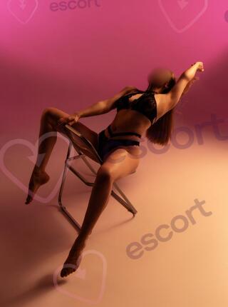 Aurora Nuru - escort Wroclaw