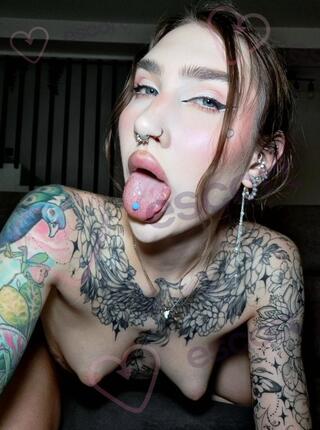 Analna Livia - escort 