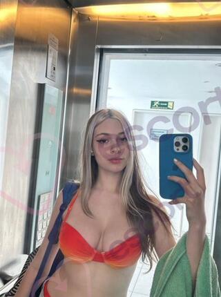 Stephanie - escort Dresden