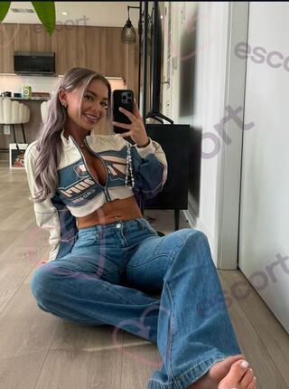 Hayley - escort Eindhoven